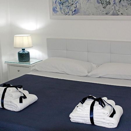 Apartamento Dimora Grazia In Riva Al Mare Monopoli Exterior foto