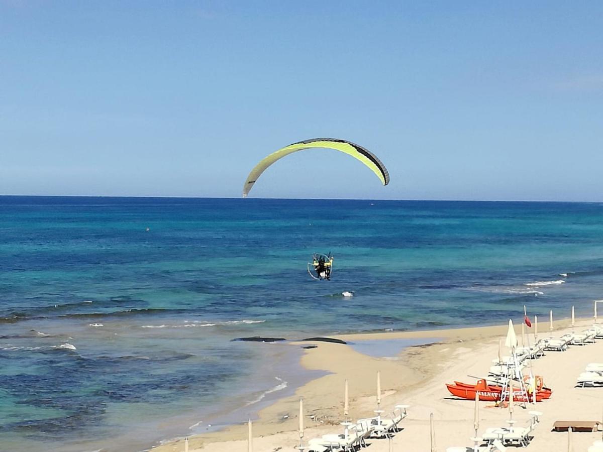Apartamento Dimora Grazia In Riva Al Mare Monopoli Exterior foto
