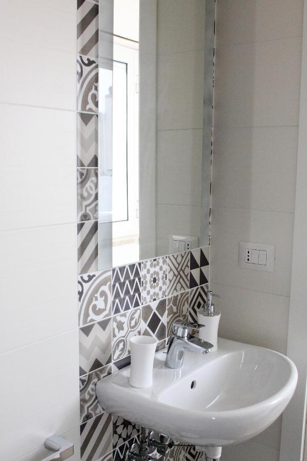Apartamento Dimora Grazia In Riva Al Mare Monopoli Exterior foto